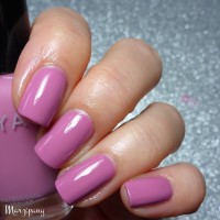 zoya nail polish and instagram gallery image 14